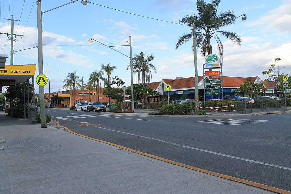 St Vincents Road, Banyo